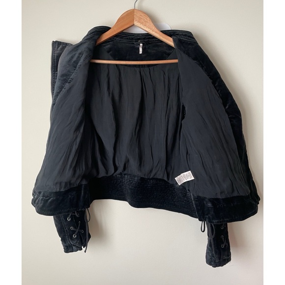 Free People Jacket Size Medium Lace-Up Sleeves Velvet Moto Jacket Romantic - Picture 6 of 16